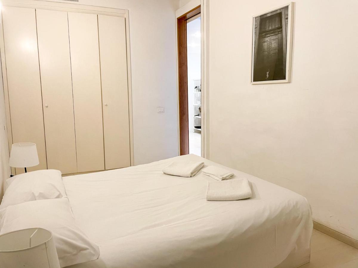 Colosseo 13 Boutique Apartment Roma Dış mekan fotoğraf